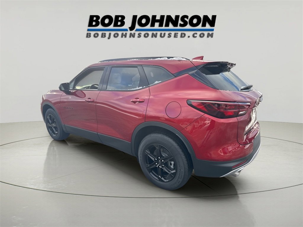 Used 2025 Chevrolet Blazer LT w/ Midnight/Sport Edition image 5