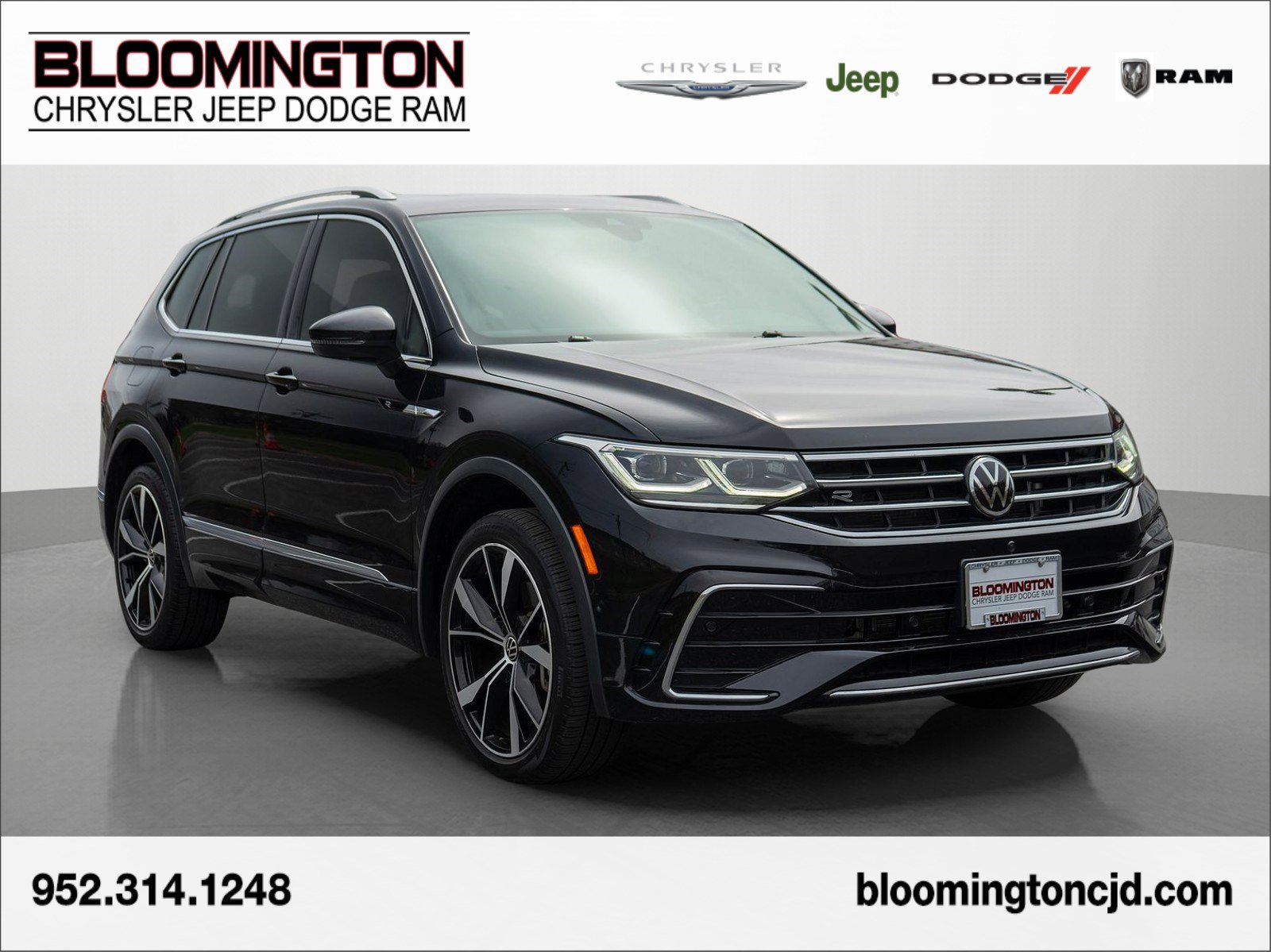 Used 2022 Volkswagen Tiguan SEL R-Line