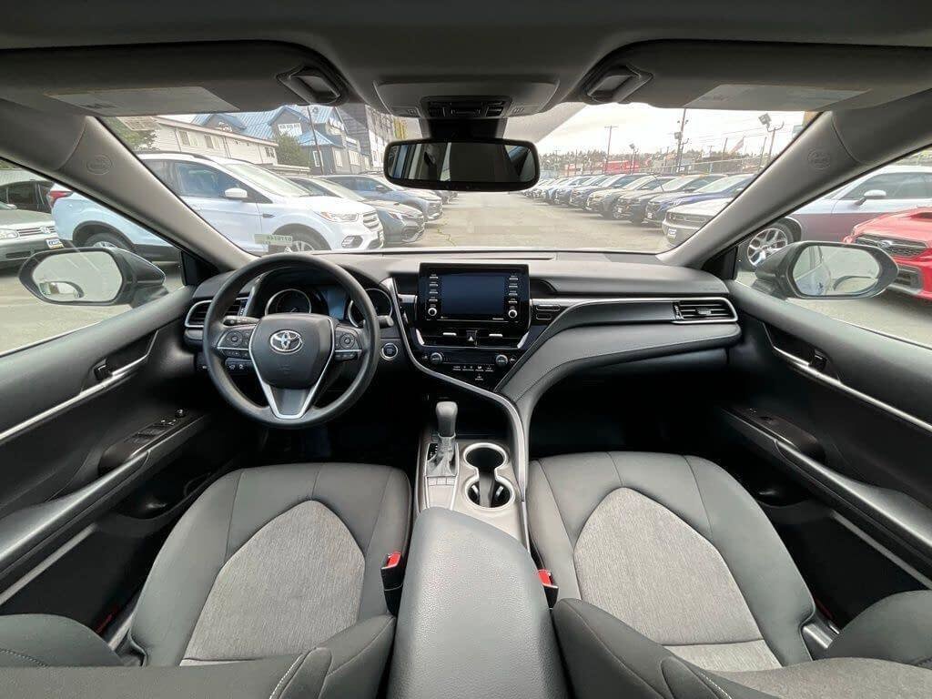 Used 2023 Toyota Camry LE w/ Convenience Package FWD image 15