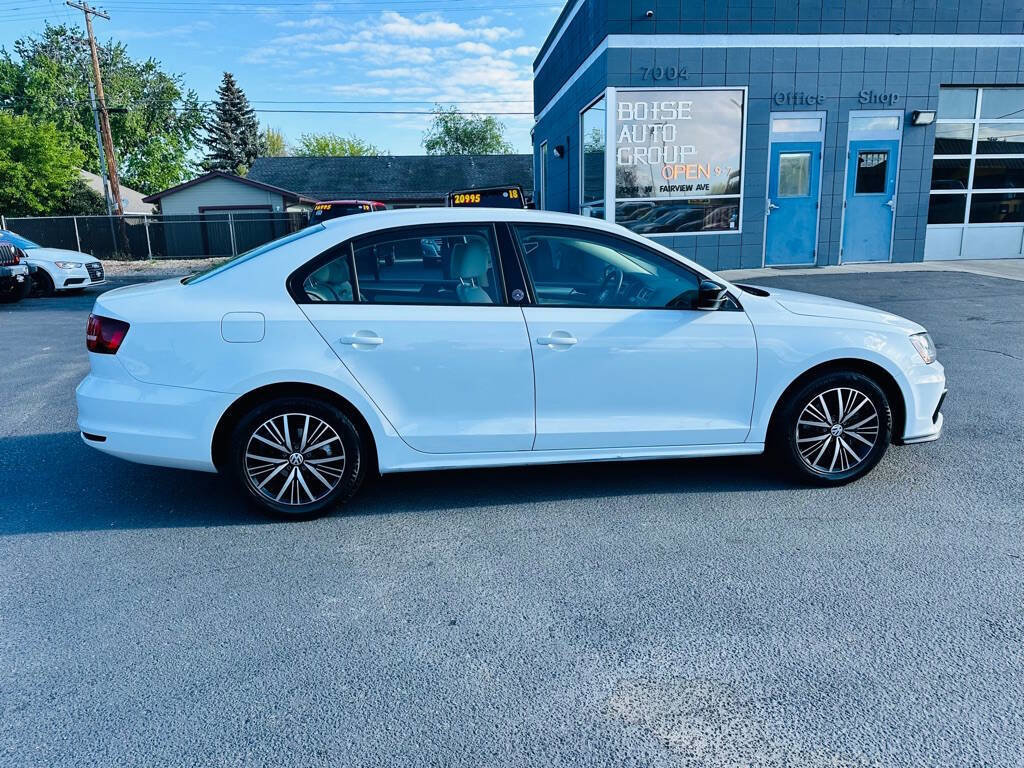 Used 2018 Volkswagen Jetta Wolfsburg Edition FWD image 8