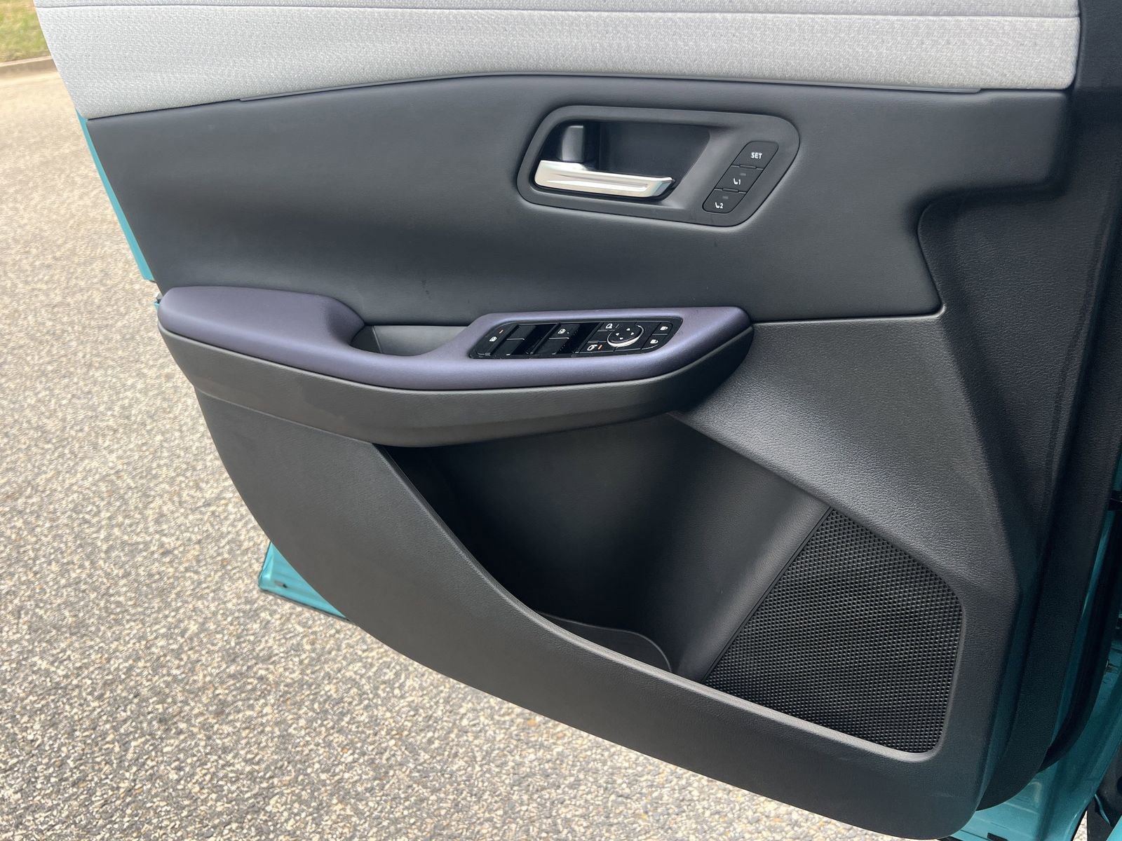 New 2026 Nissan Leaf Platinum+ FWD image 14