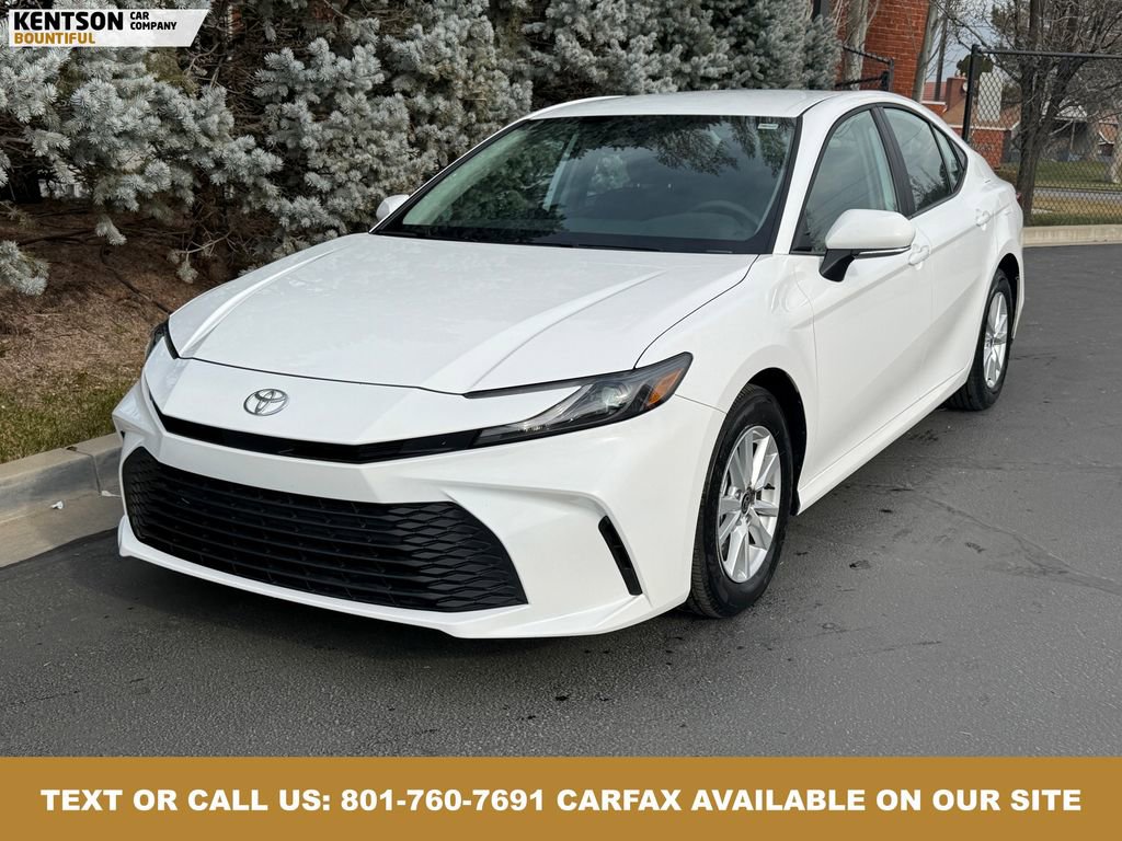 Used 2026 Toyota Camry LE image 3