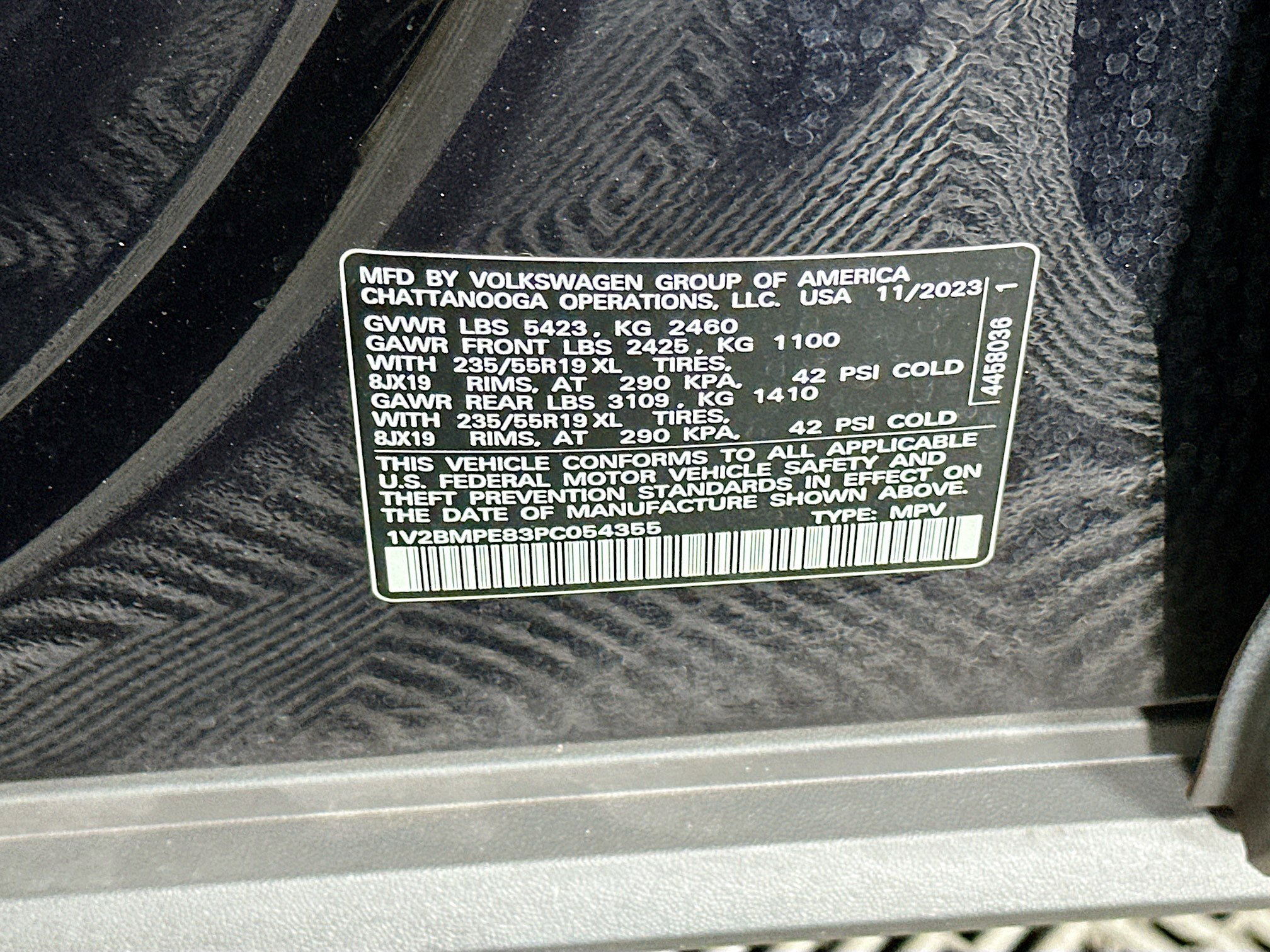 Used 2023 Volkswagen ID.4 2WD image 12