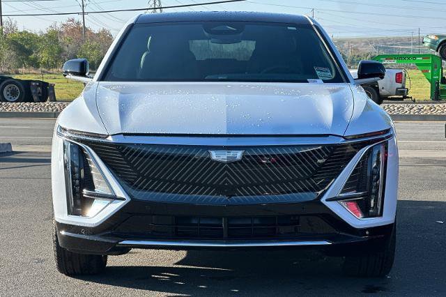 New 2026 Cadillac Lyriq Luxury image 8