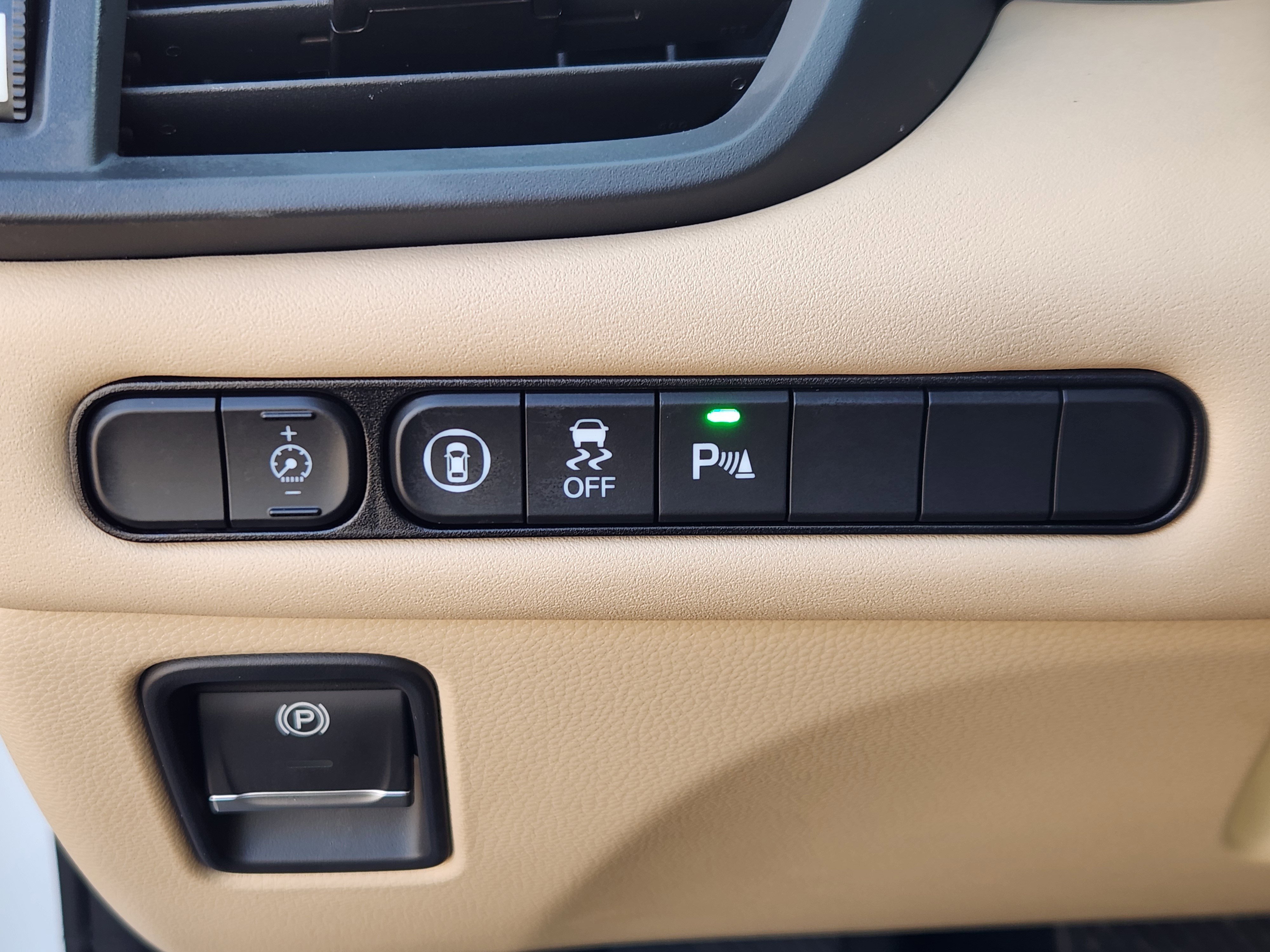 Certified 2025 Acura TLX w/ Technology Package image 26