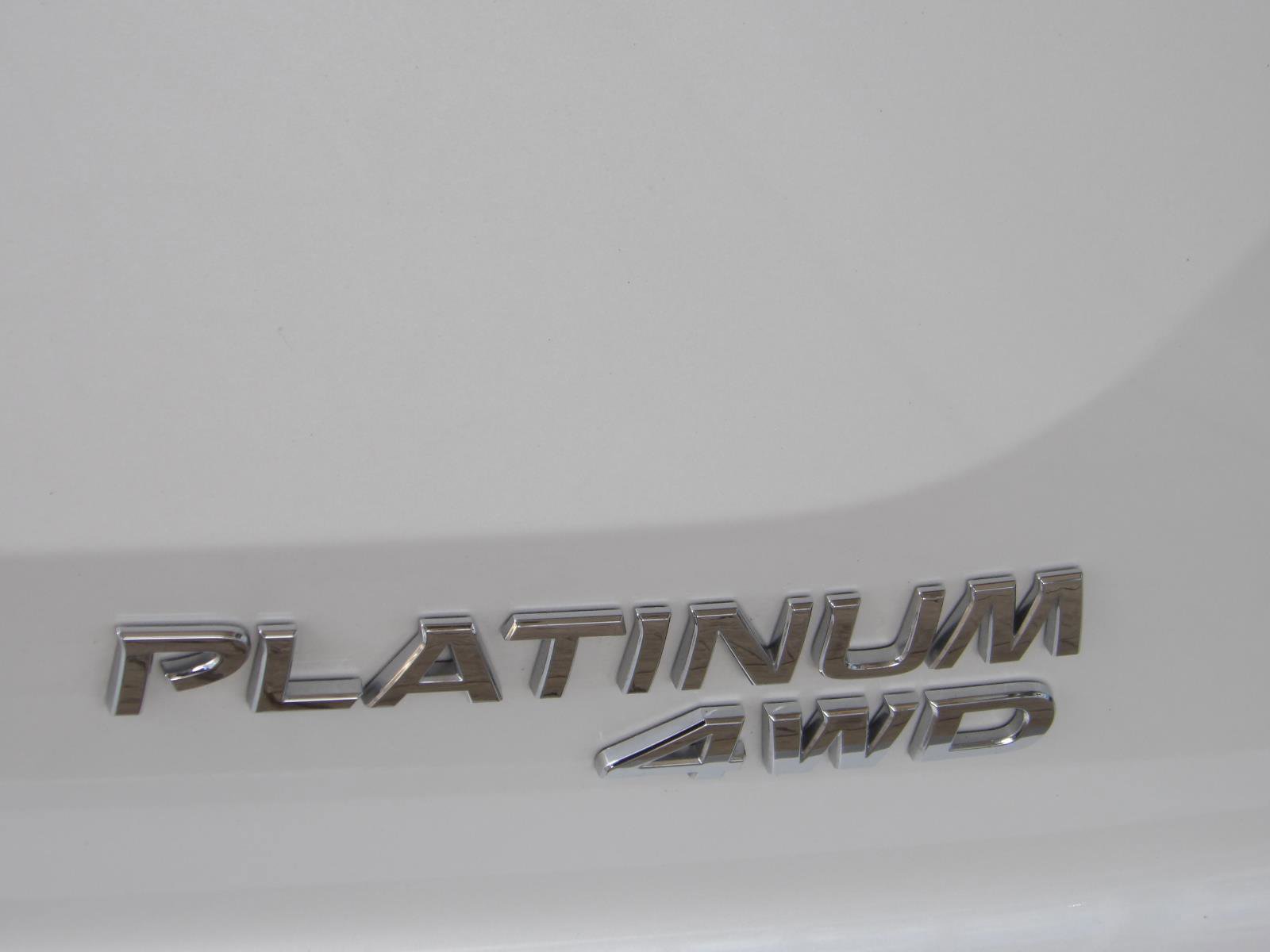Certified 2025 Nissan Pathfinder Platinum w/ Cargo Package image 8