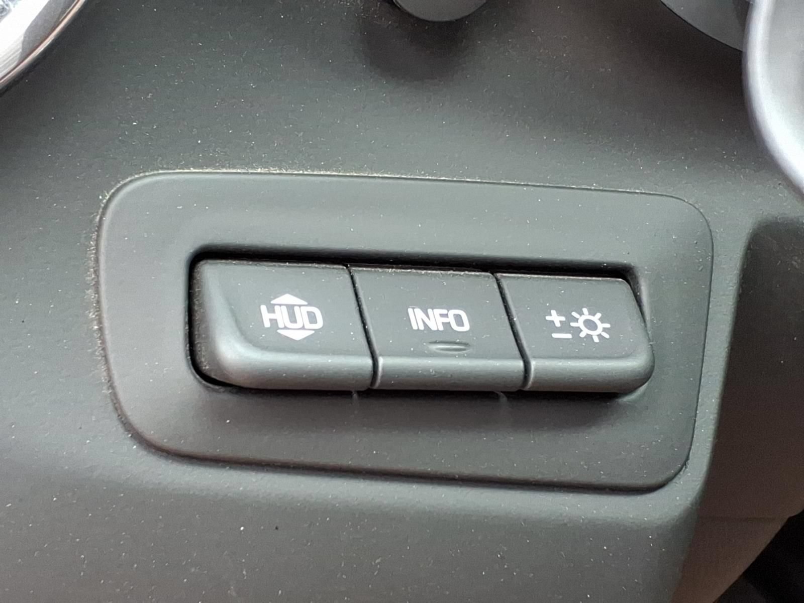 Used 2017 Chevrolet Camaro SS RWD image 12