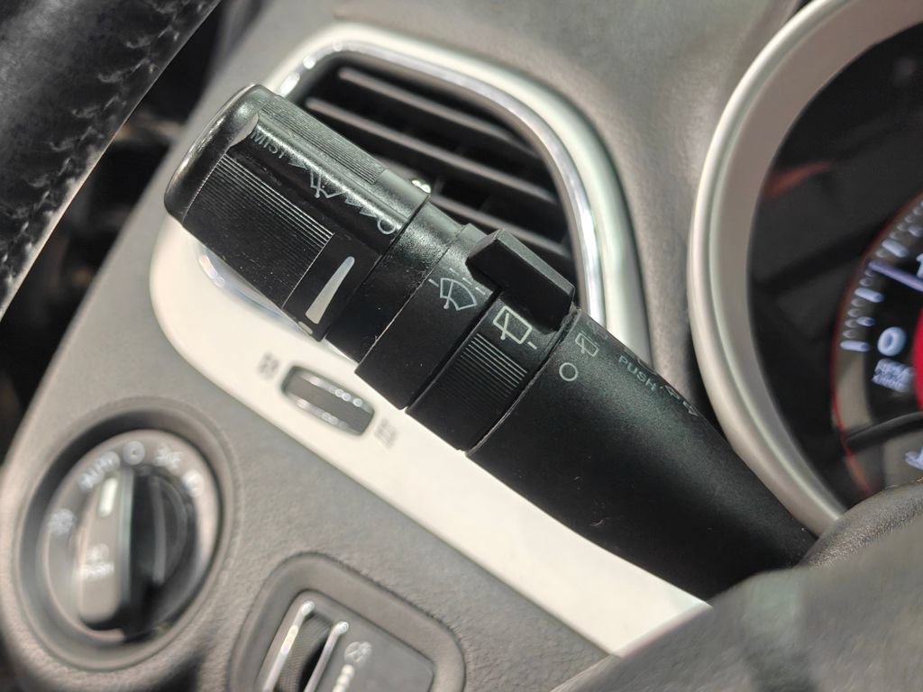 Used 2015 Dodge Journey R/T AWD/4WD image 40