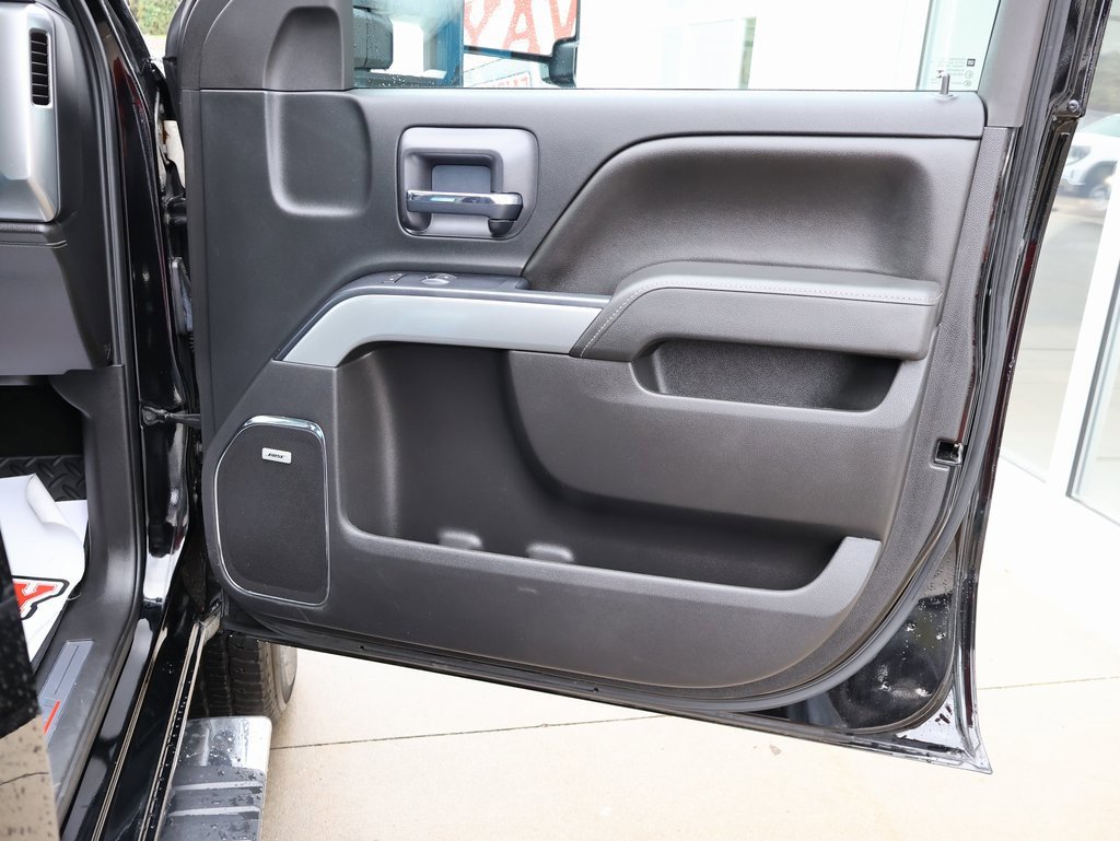 Used 2016 Chevrolet Silverado 3500 LTZ image 35