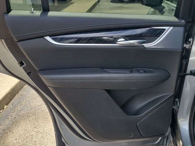 Used 2024 Cadillac XT6 Premium Luxury FWD image 13