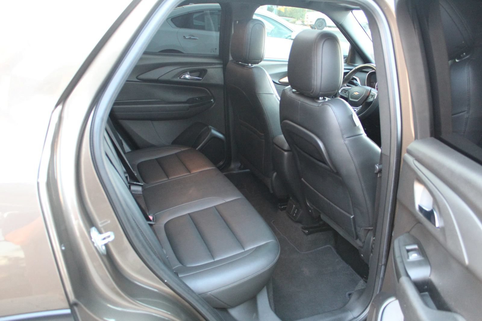 Used 2022 Chevrolet TrailBlazer ACTIV w/ Sun and Liftgate Package FWD image 11