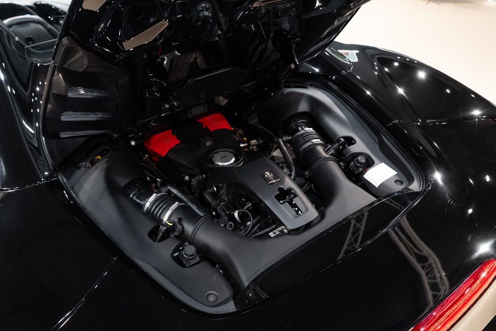 Used 2016 Ferrari 488 Spider RWD image 17