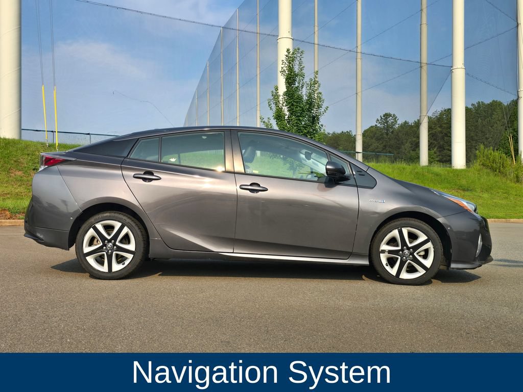 Used 2017 Toyota Prius Four Touring FWD image 2