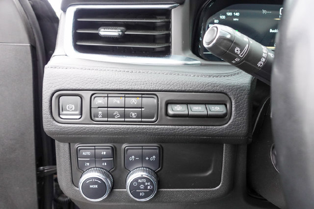 Used 2024 GMC Yukon XL Denali AWD/4WD image 22