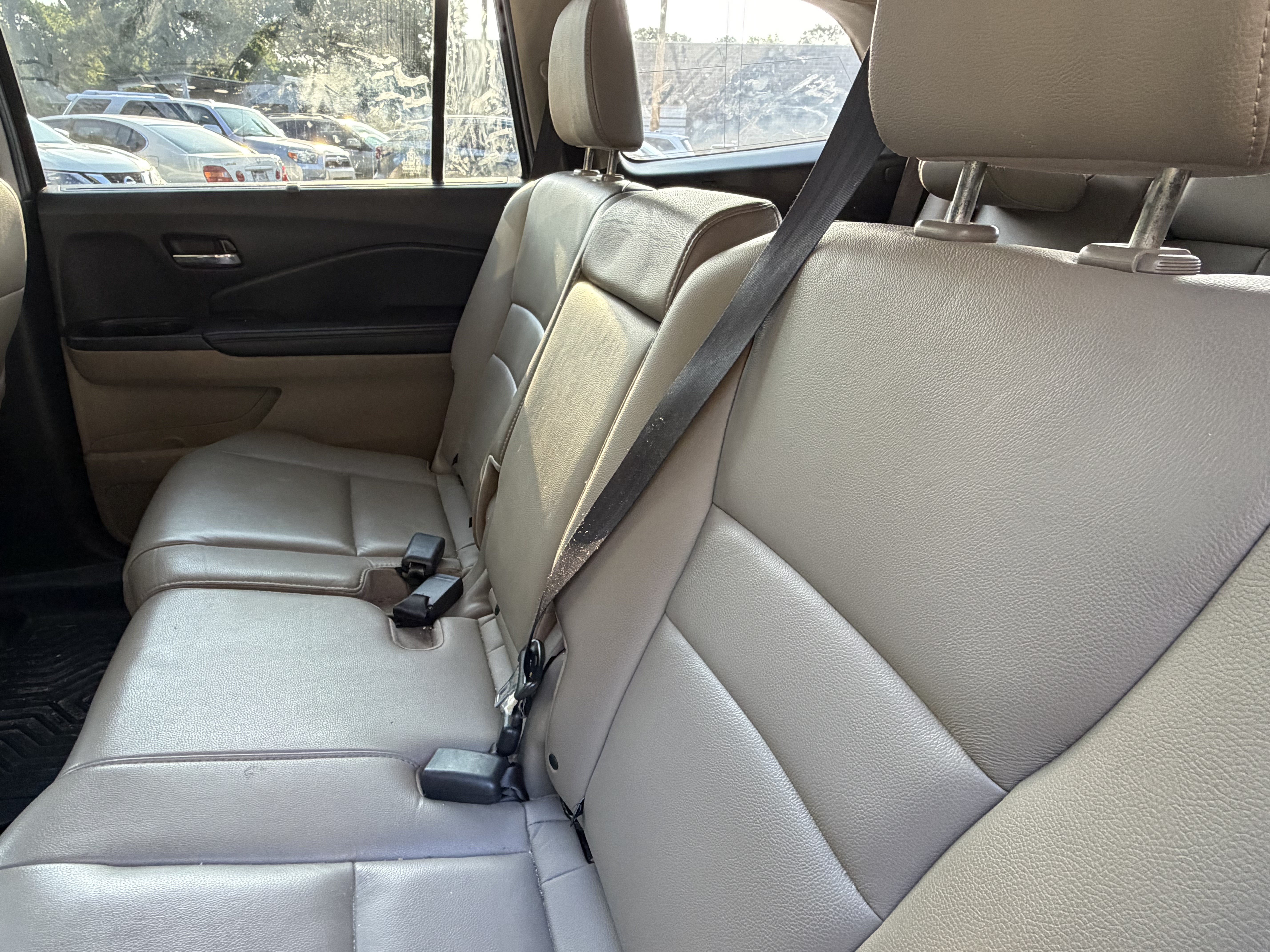 Used 2016 Honda Pilot Touring image 31