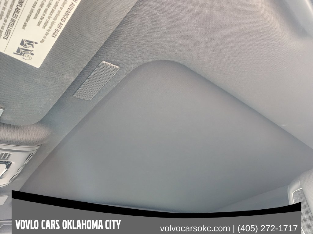 Used 2025 Cadillac Escalade ESV Sport AWD/4WD image 19