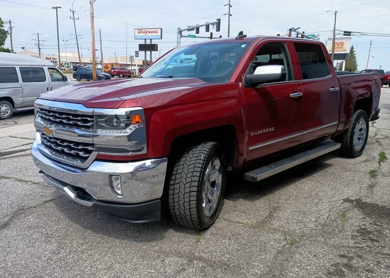 Used 2017 Chevrolet Silverado 1500 LTZ w/ Sport Package image 3
