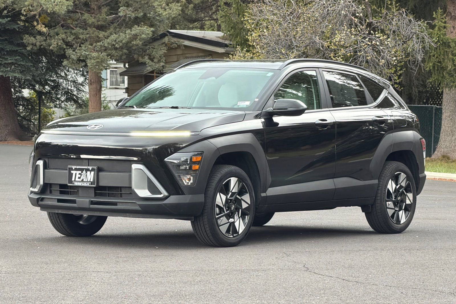 Used 2025 Hyundai Kona SEL AWD/4WD image 8