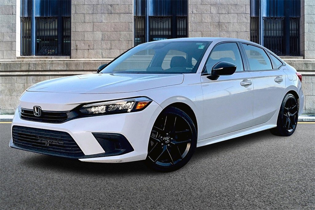 Used 2024 Honda Civic Sport image 2