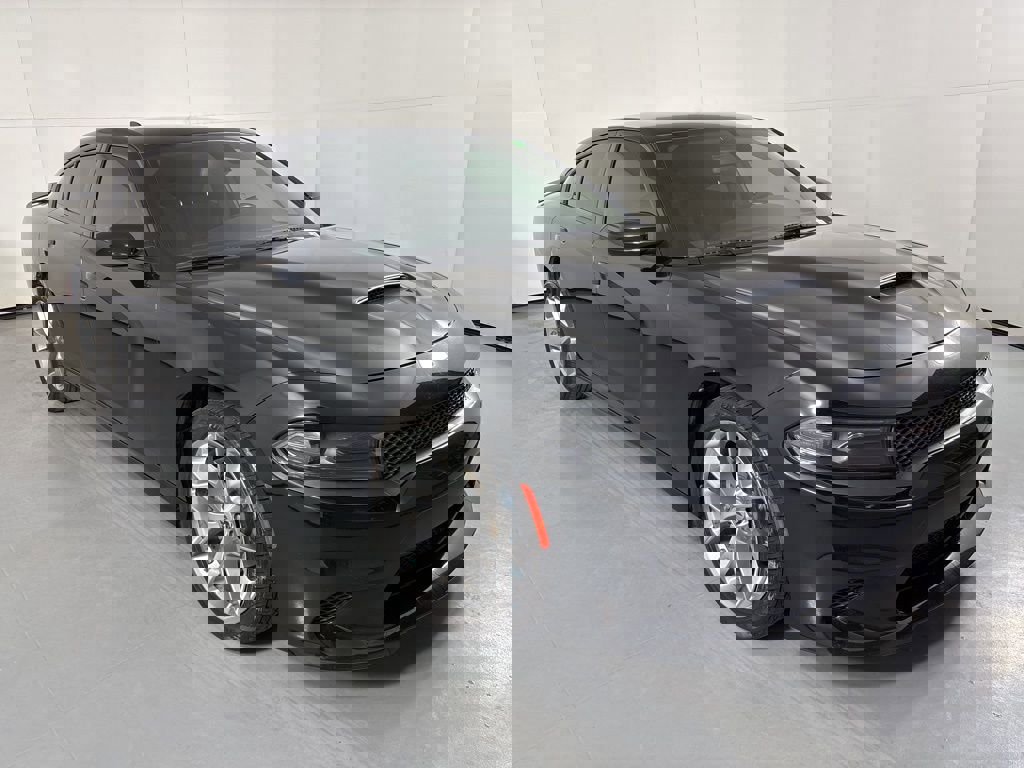 Used 2023 Dodge Charger GT image 2