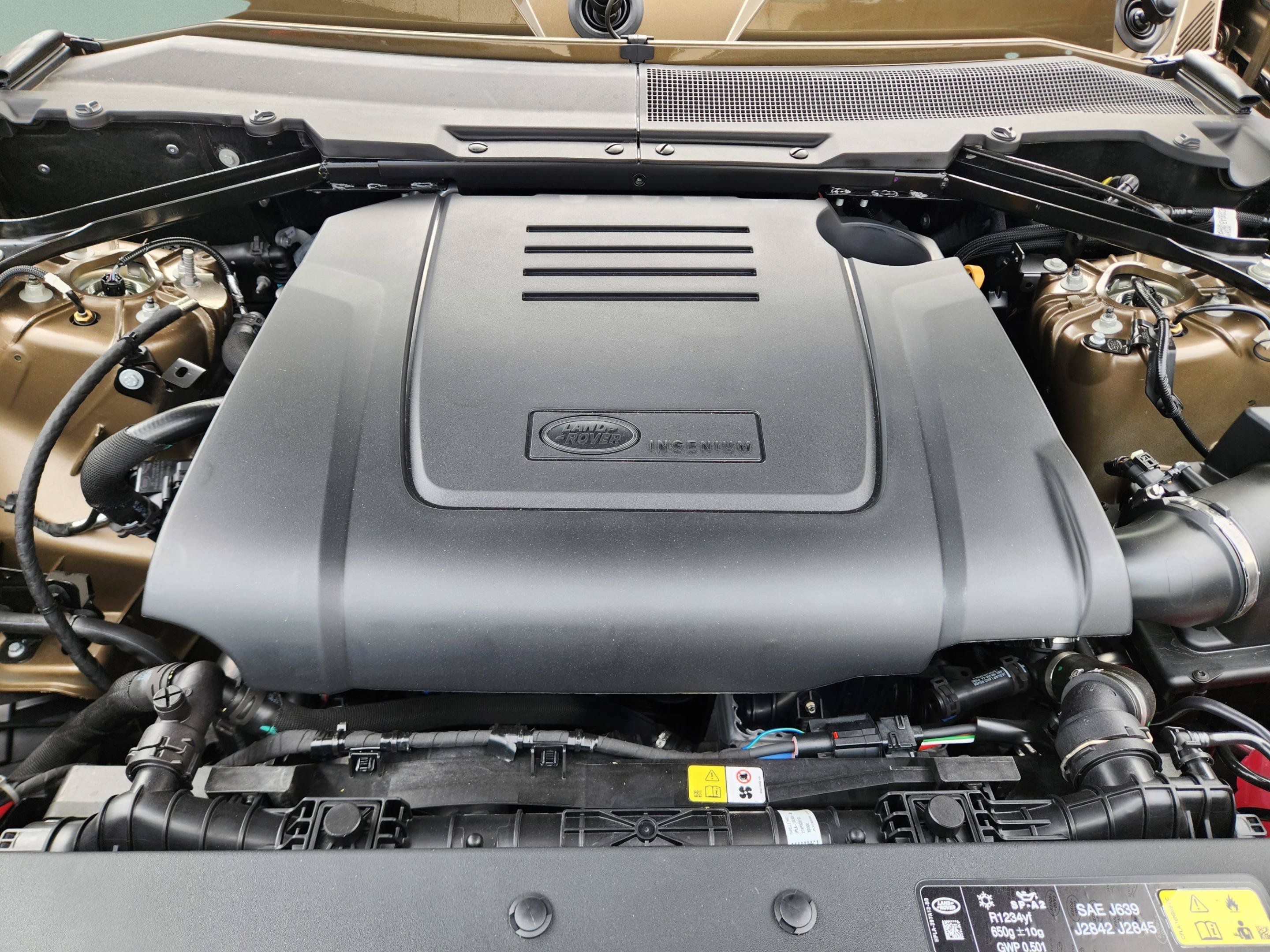 New 2026 Land Rover Defender 110 S AWD/4WD image 27