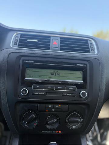 Used 2011 Volkswagen Jetta Sedan image 14