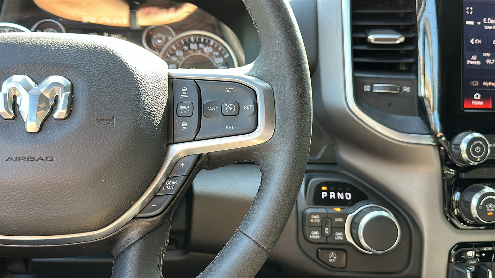 Used 2025 RAM 1500 Big Horn AWD/4WD image 17