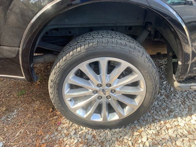 Used 2019 Ford F150 Limited image 8