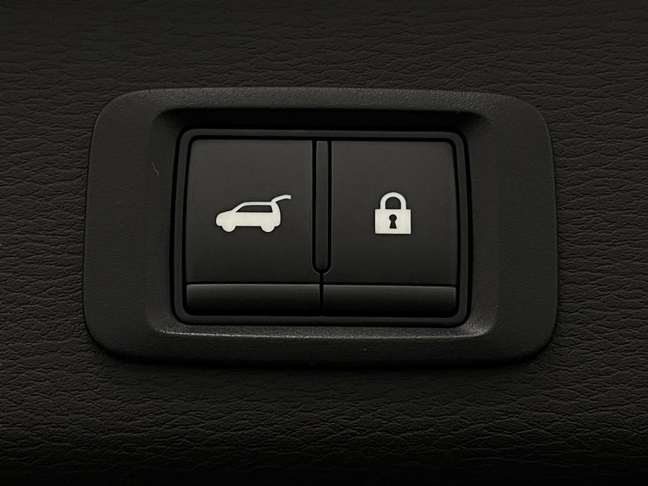 New 2026 Mitsubishi Outlander SE image 6