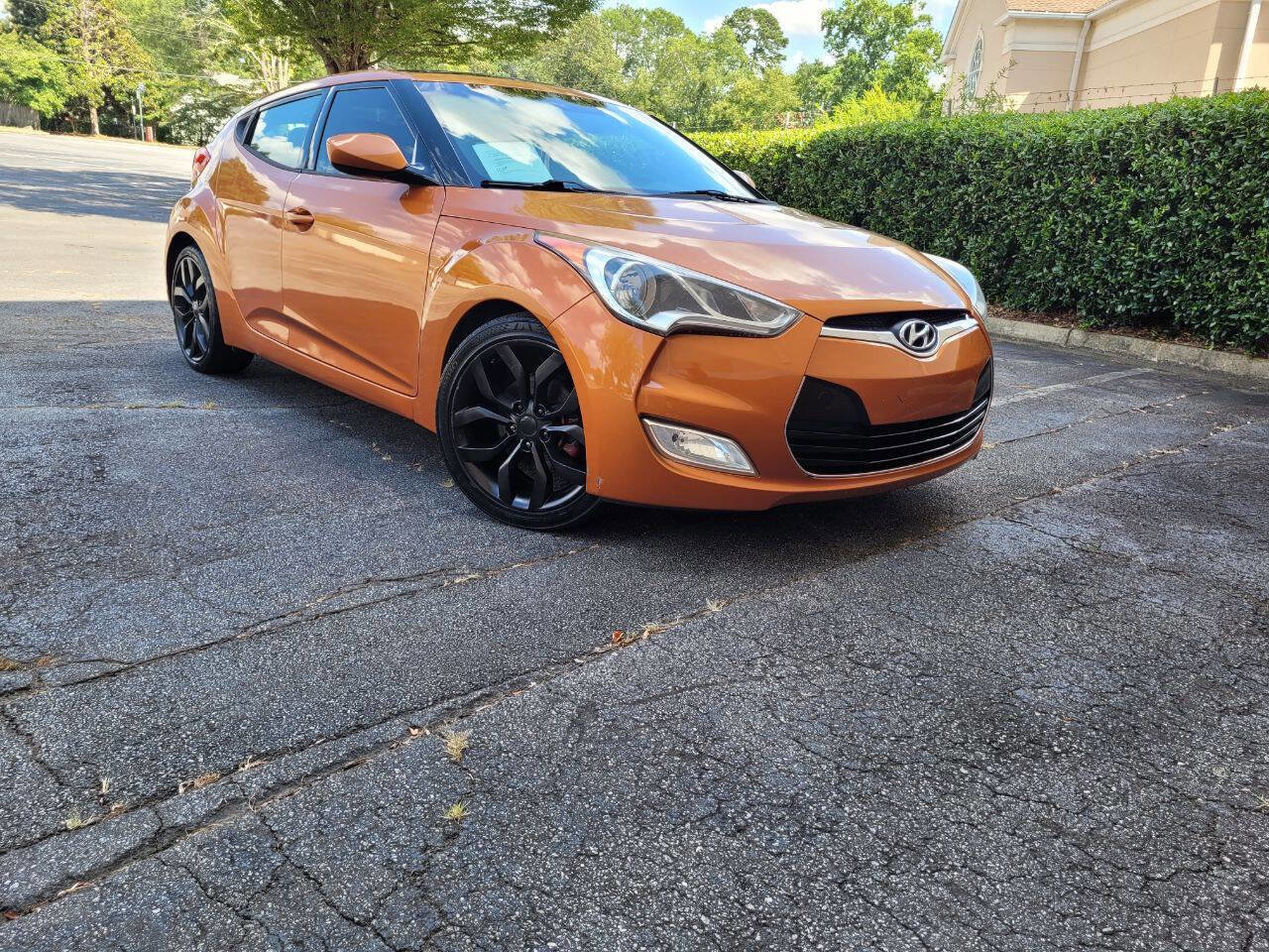 Used 2013 Hyundai Veloster w/ Style Pkg