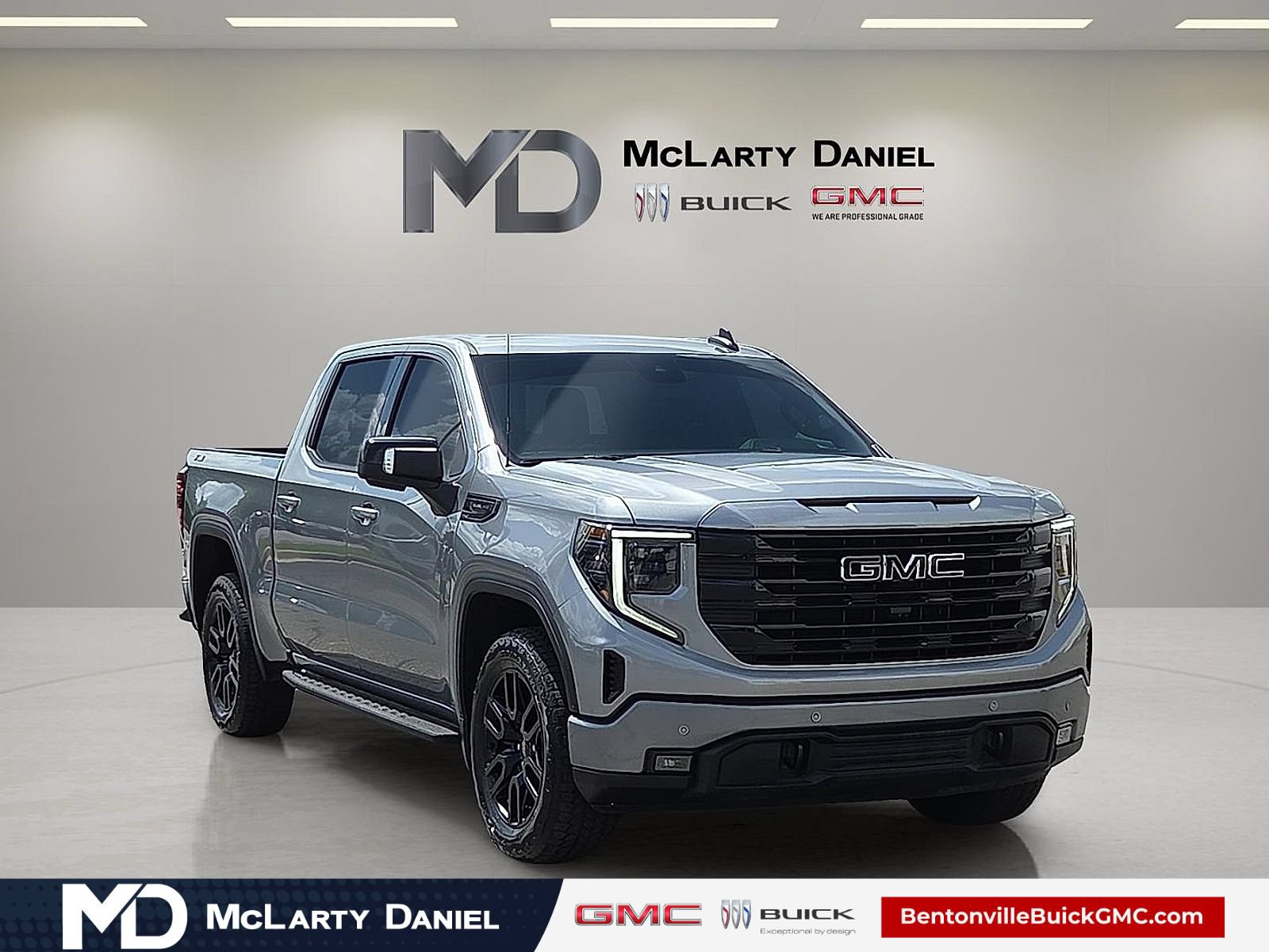 Used 2024 GMC Sierra 1500 Elevation w/ Elevation Premium Package AWD/4WD image 1
