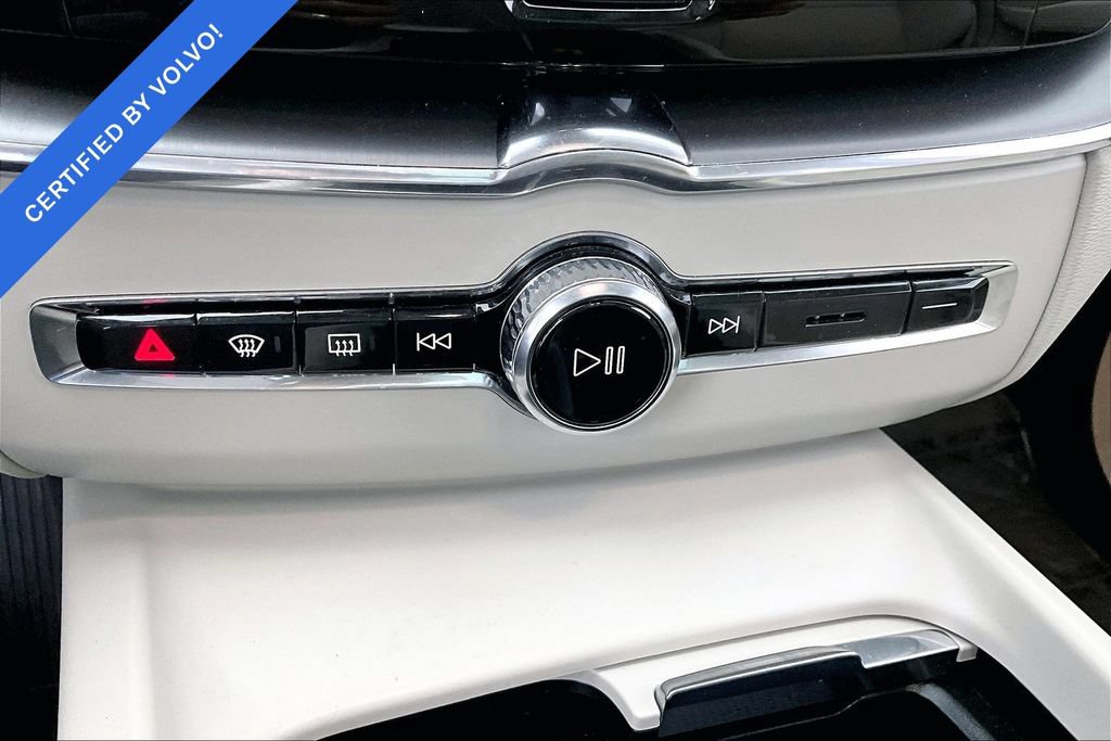 Certified 2024 Volvo XC60 B5 Core w/ Climate Package AWD/4WD image 30