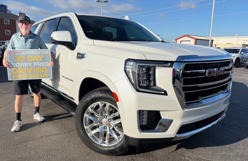 Used 2023 GMC Yukon SLT w/ SLT Luxury Package