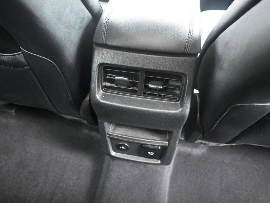 Used 2022 Ford Edge SEL w/ Convenience Package image 29