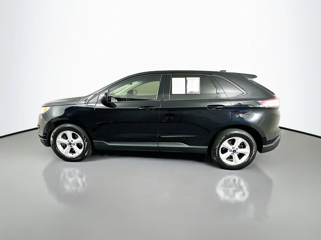 Used 2017 Ford Edge SE AWD/4WD image 4