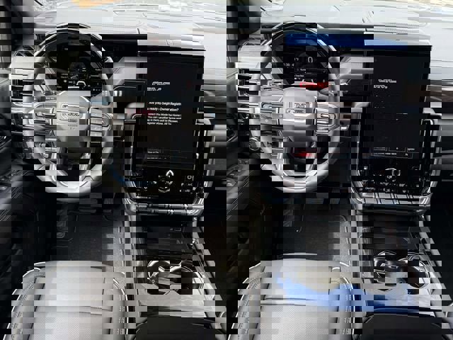 New 2026 GMC Yukon XL Elevation image 13