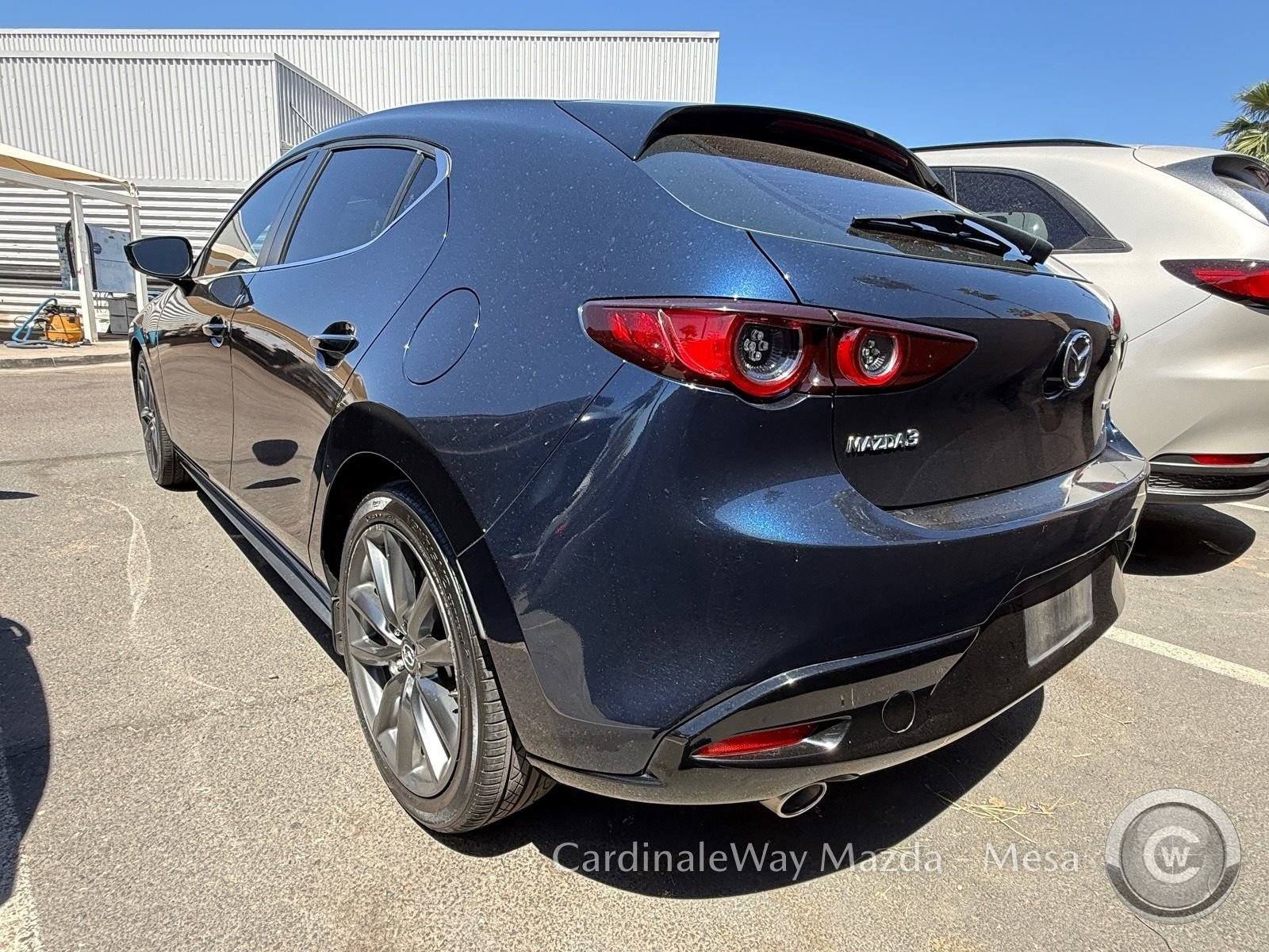 Used 2019 MAZDA MAZDA3 Hatchback image 4