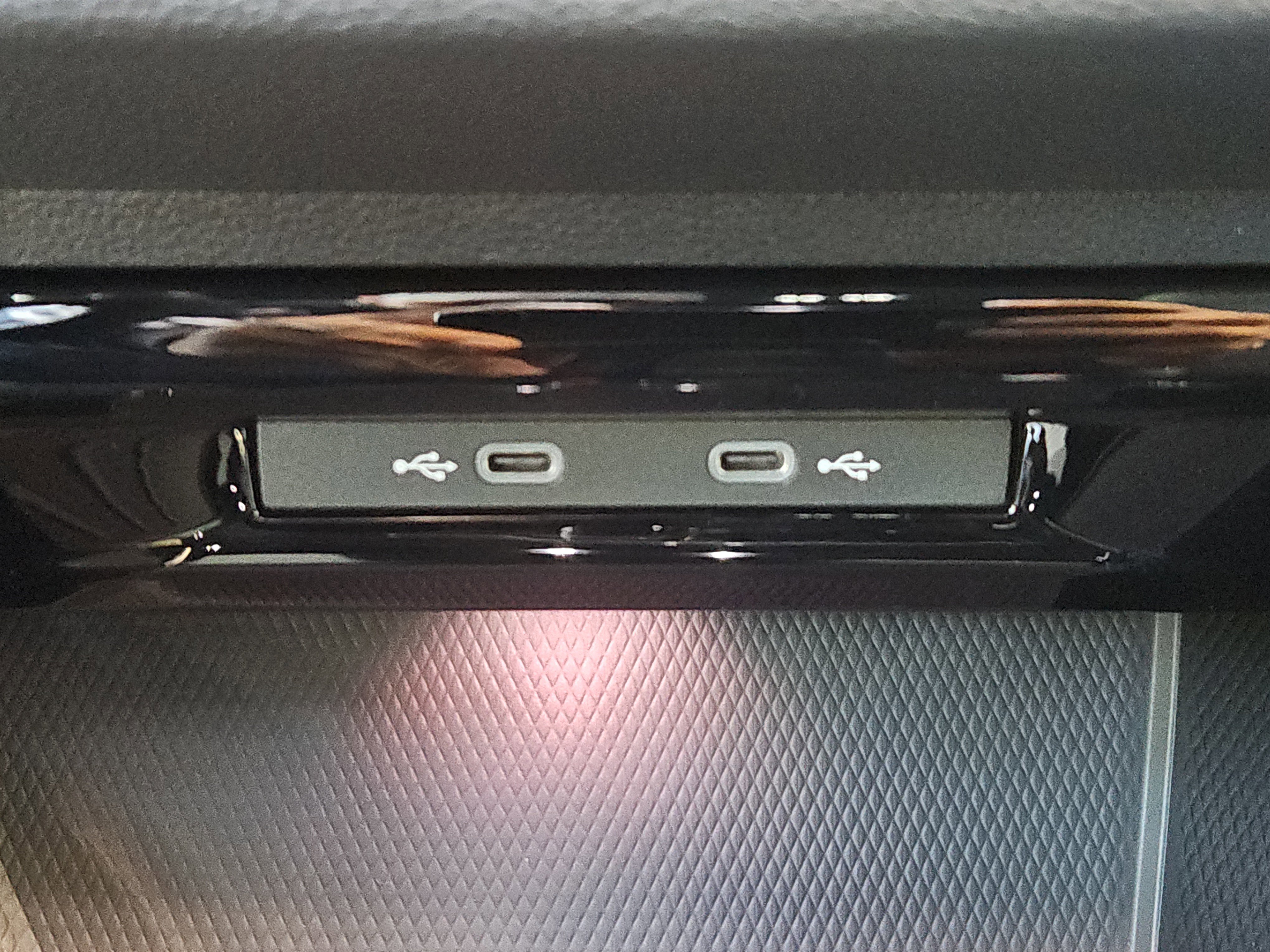New 2026 Volkswagen Golf w/ Euro Style Package AWD/4WD image 8