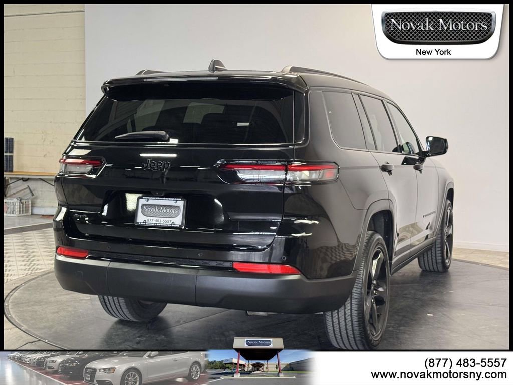 Used 2024 Jeep Grand Cherokee L Altitude AWD/4WD image 10