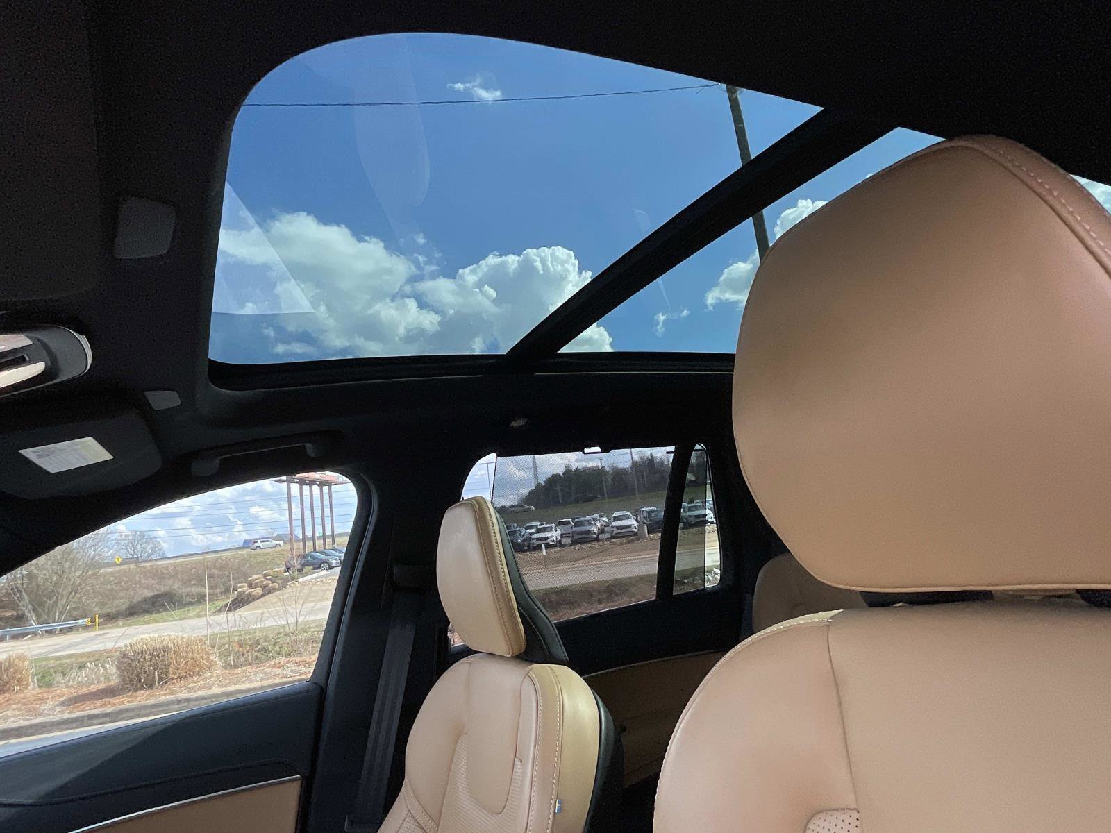 Certified 2024 Volvo XC90 B6 Ultimate image 21