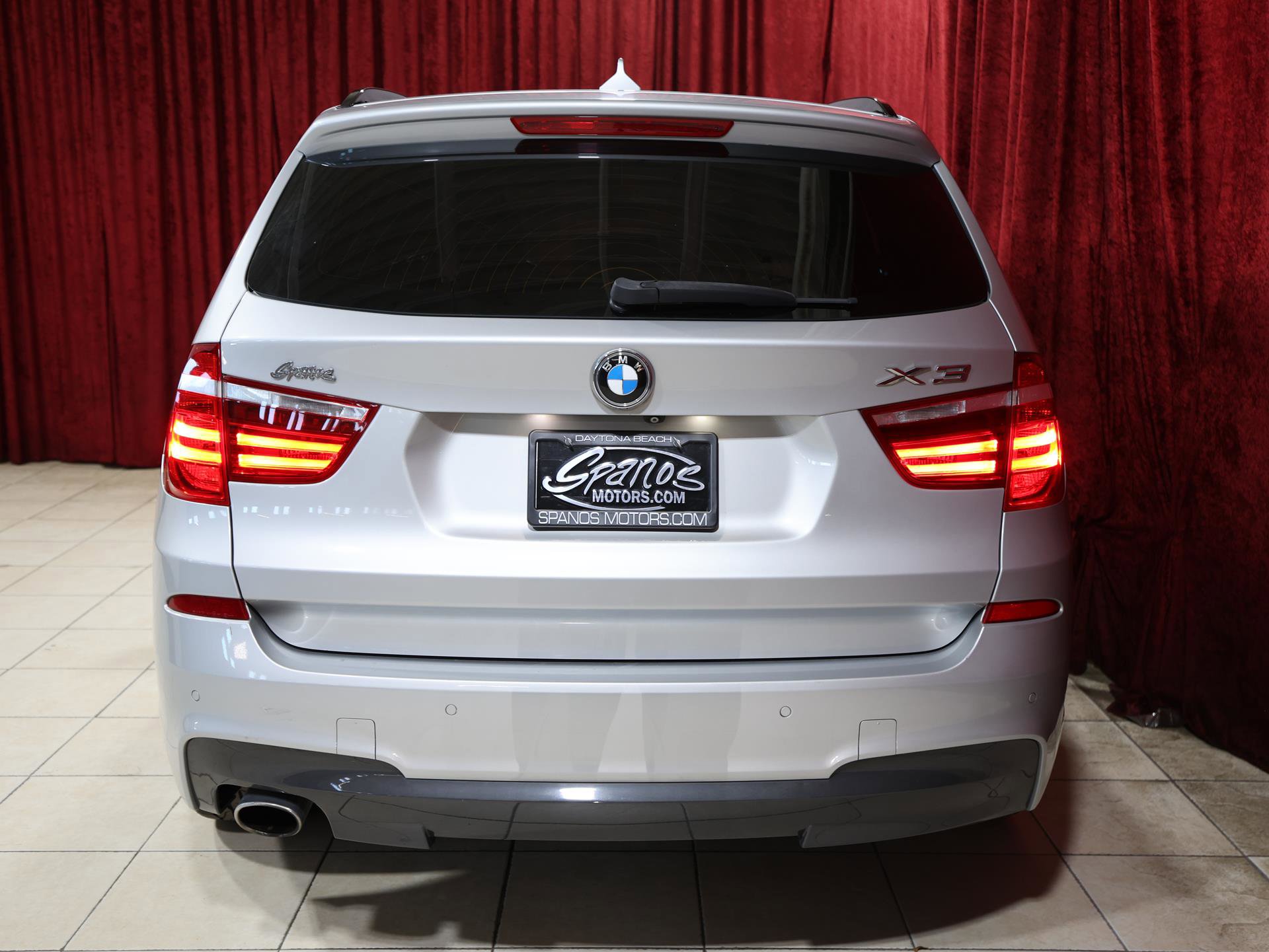 Used 2015 BMW X3 xDrive28d image 10