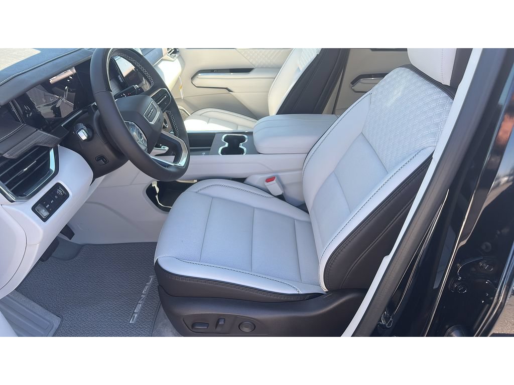 New 2026 GMC Acadia Denali w/ Super Cruise Package AWD/4WD image 9