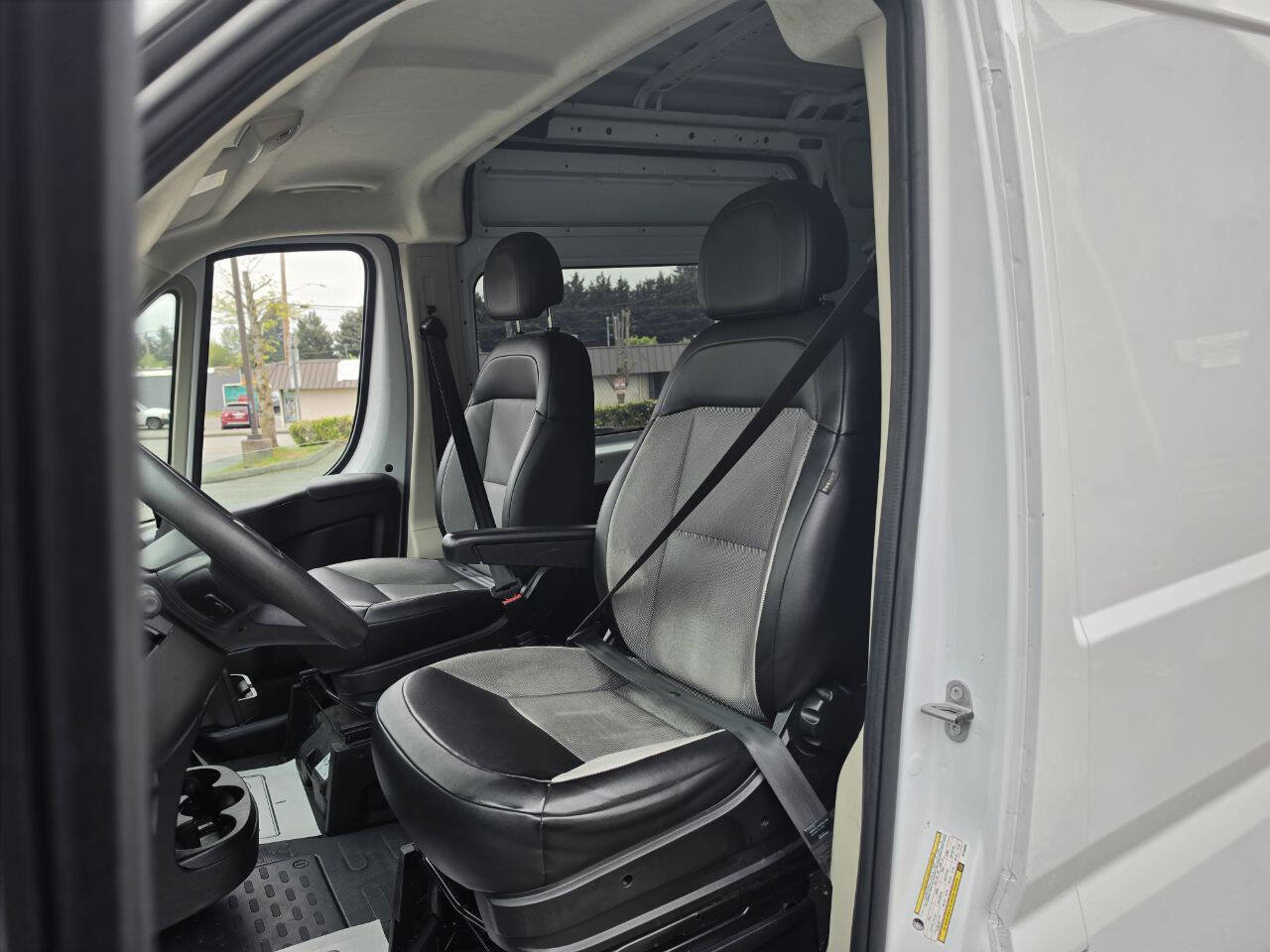 Used 2022 RAM ProMaster 3500 w/ Interior LED Lighting Group FWD image 28