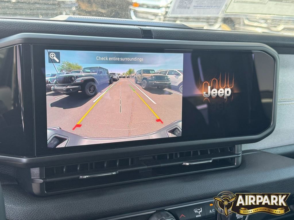 New 2025 Jeep Gladiator Sport AWD/4WD image 21