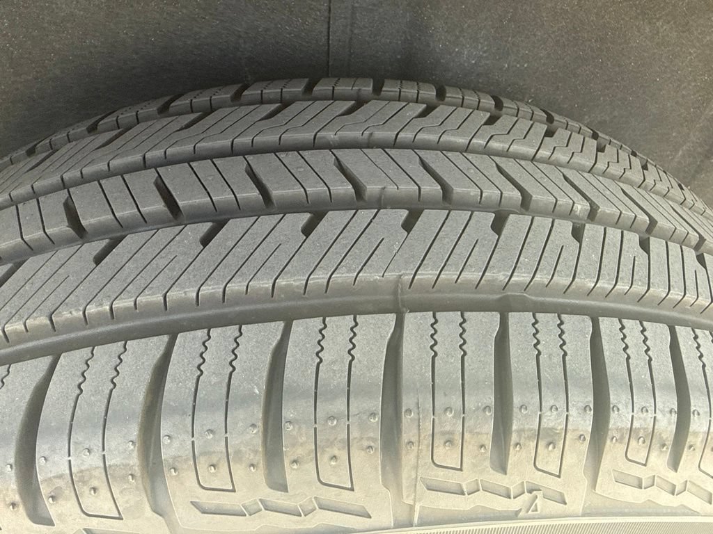 Used 2023 Chevrolet Traverse LS w/ Safety Package FWD image 14