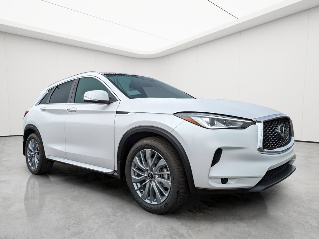 New 2025 INFINITI QX50 Luxe