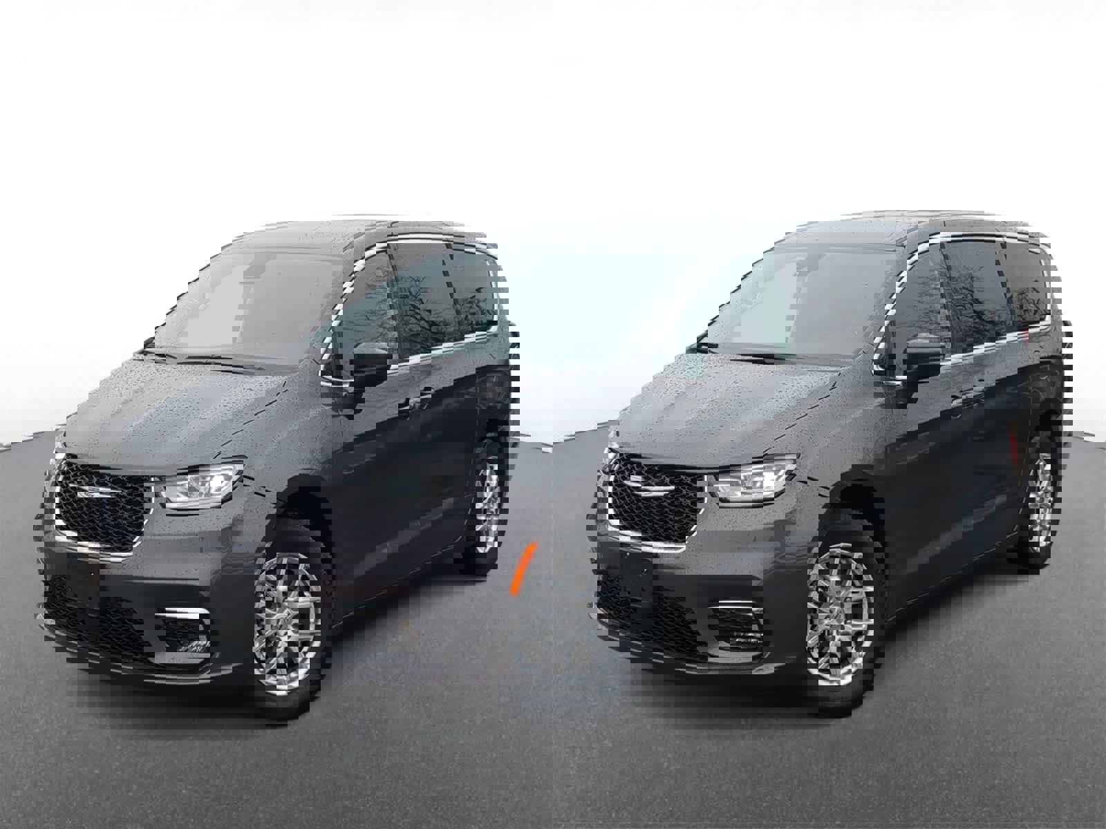 Certified 2023 Chrysler Pacifica Touring-L image 1