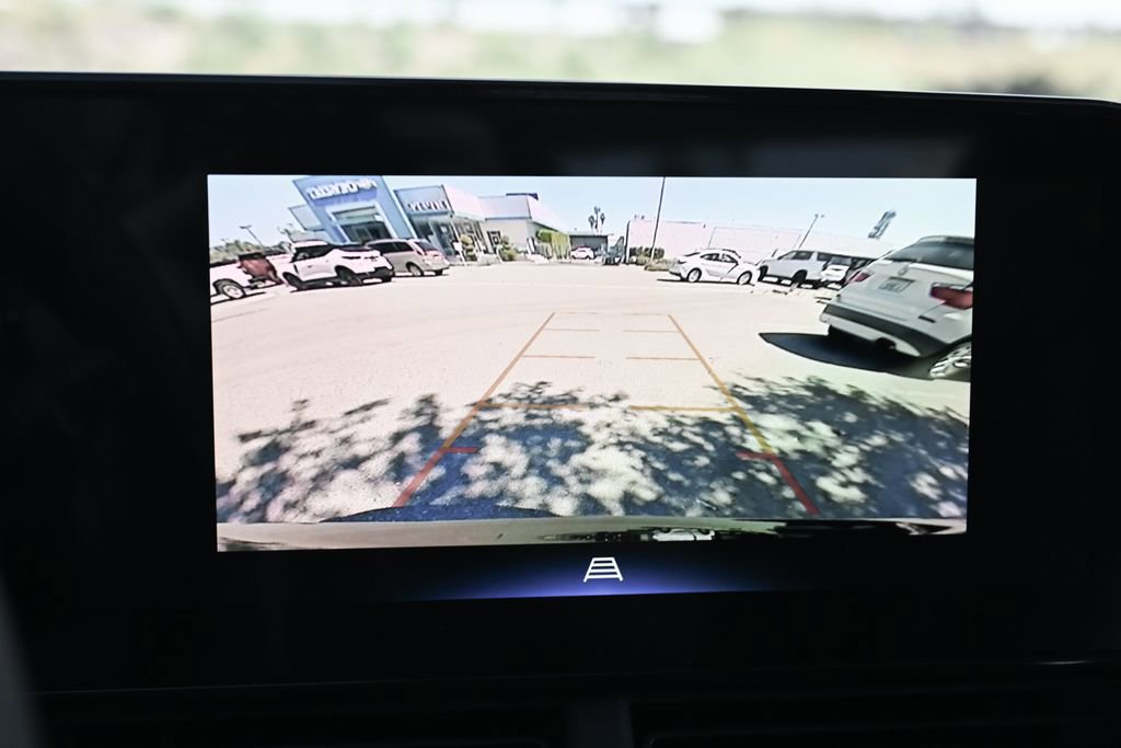 New 2026 Chevrolet Trax LT w/ LPO, Blackout Package FWD image 24