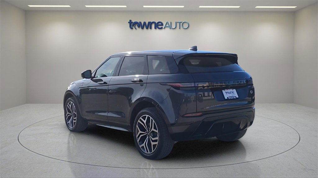 Used 2022 Land Rover Range Rover Evoque R-Dynamic SE image 4