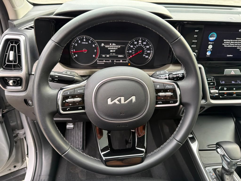 Certified 2023 Kia Sorento S w/ Panoramic Sunroof Package AWD/4WD image 17